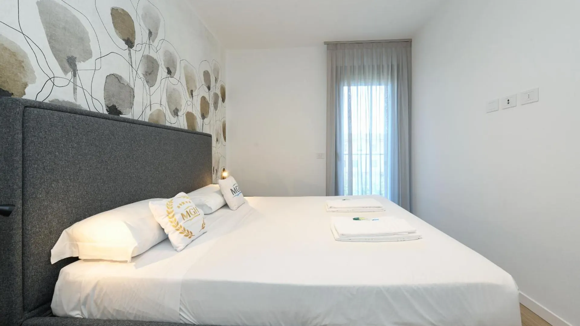 Mgh Luxury - Palms Residence Sirmione N2