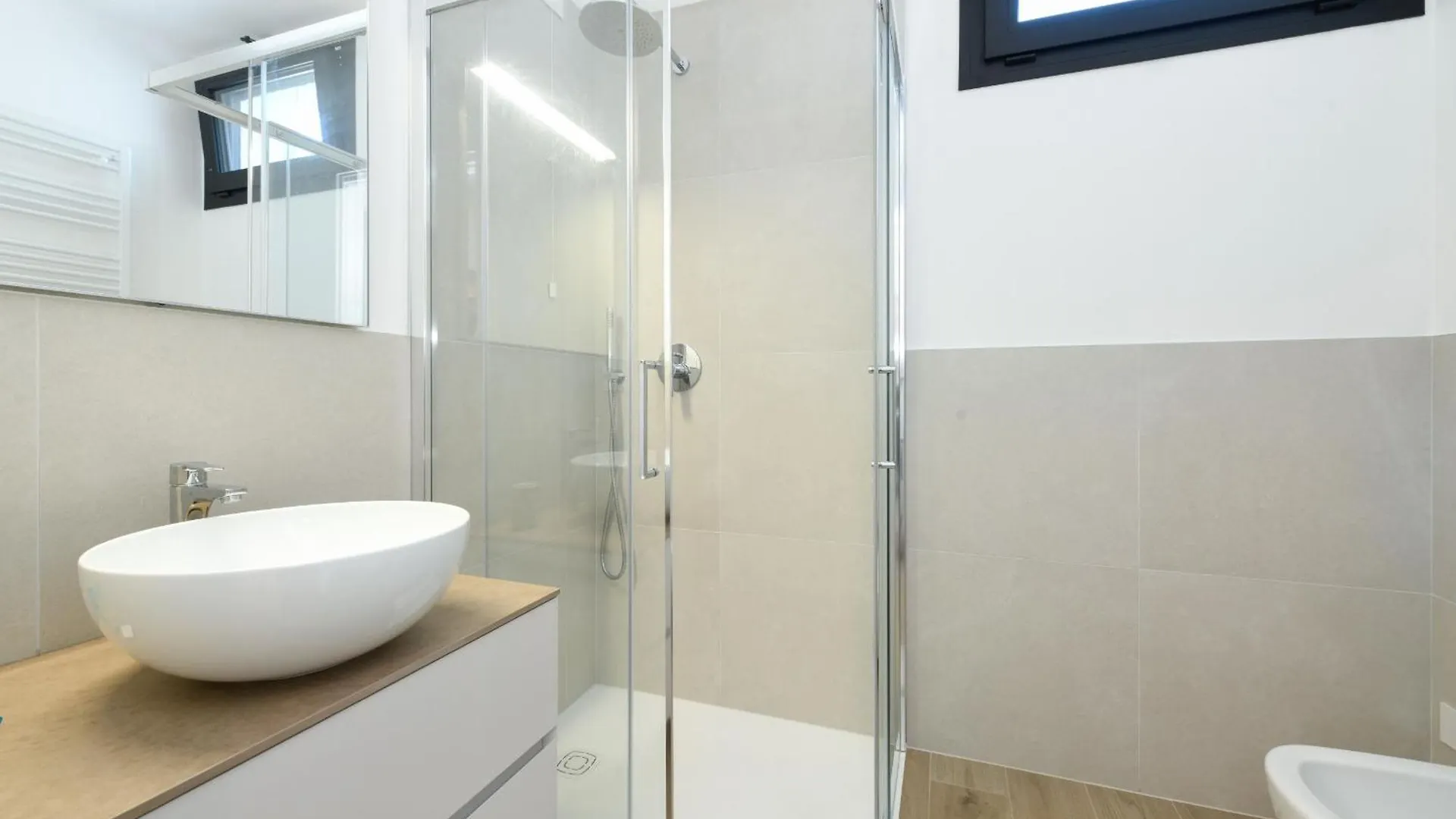 Mgh Luxury - Palms Residence Sirmione N2 0*,  Italien